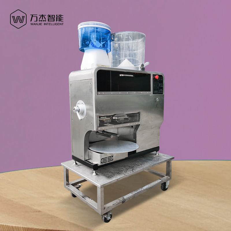 making noodles machine retaurant using